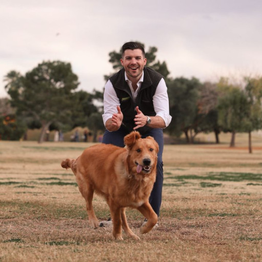 Connor Willey Bark Busters Home Dog Trainer Phoenix Scottsdale