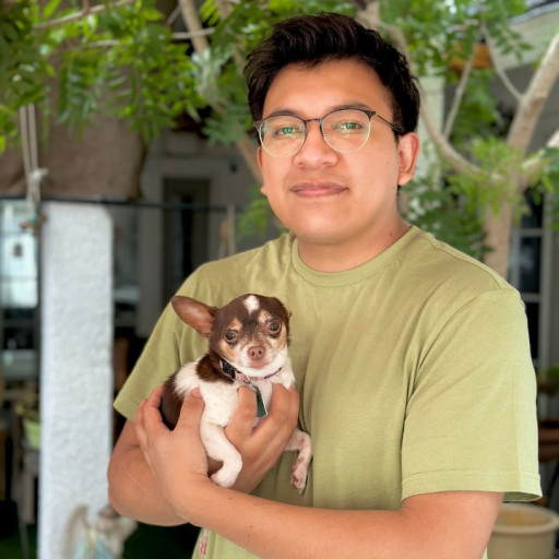 Enrique Olivares Bark Busters Dog Trainer San Antonio